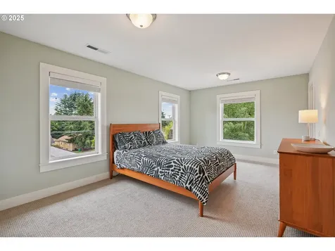 2358 SE 53rd Avenue Portland OR 97215