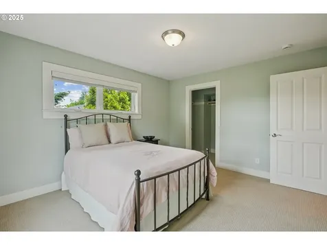 2358 SE 53rd Avenue Portland OR 97215