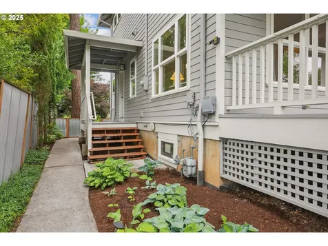 2358 SE 53rd Avenue Portland OR 97215