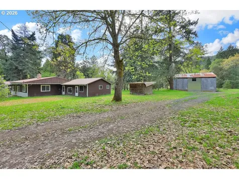 544 Lou Gray Drive Myrtle Creek OR 97457