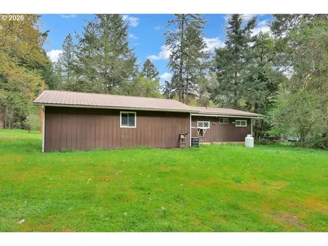 544 Lou Gray Drive Myrtle Creek OR 97457