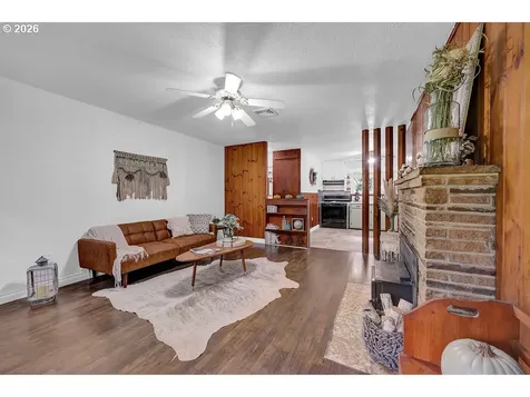 544 Lou Gray Drive Myrtle Creek OR 97457