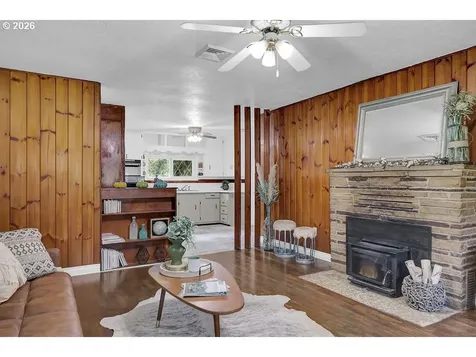 544 Lou Gray Drive Myrtle Creek OR 97457