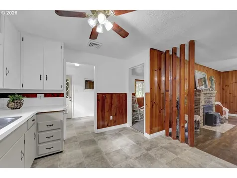 544 Lou Gray Drive Myrtle Creek OR 97457