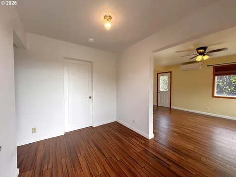 1092 Lewis Street North Bend OR 97459