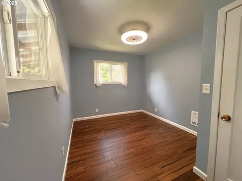 1092 Lewis Street North Bend OR 97459