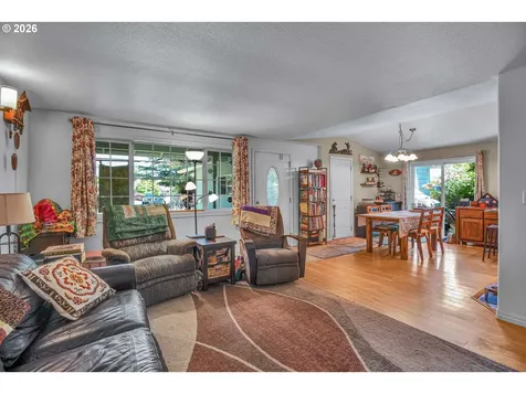 3728 N Alaska Street Portland OR 97217