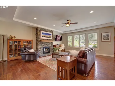 33910 NE 116th Avenue La Center WA 98629