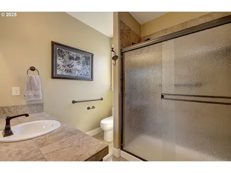33910 NE 116th Avenue La Center WA 98629