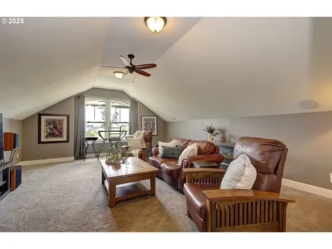 33910 NE 116th Avenue La Center WA 98629