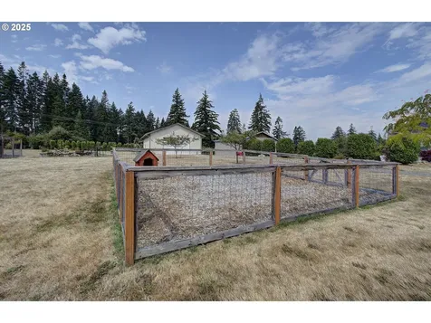 33910 NE 116th Avenue La Center WA 98629