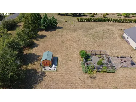 33910 NE 116th Avenue La Center WA 98629