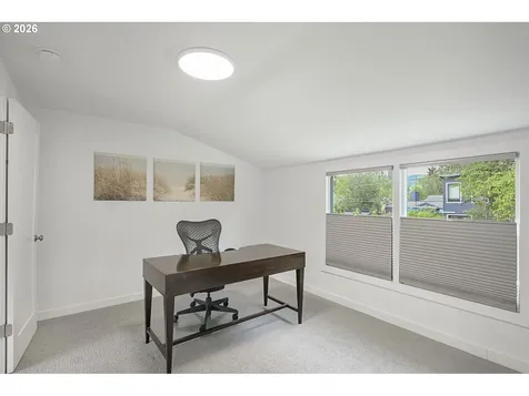 10236 N Smith Street Portland OR 97203