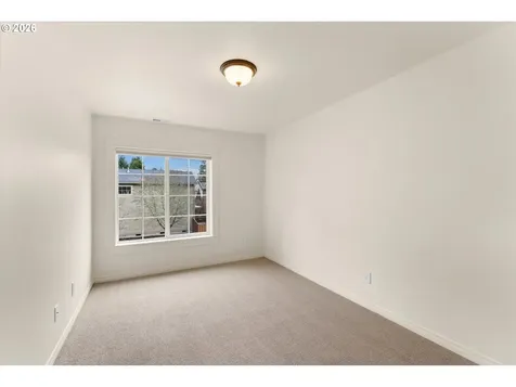 3027 SE Kingswood Avenue Hillsboro OR 97123