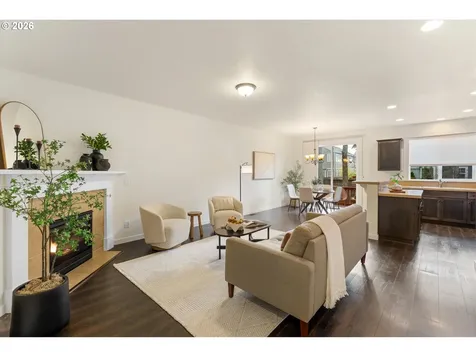3027 SE Kingswood Avenue Hillsboro OR 97123
