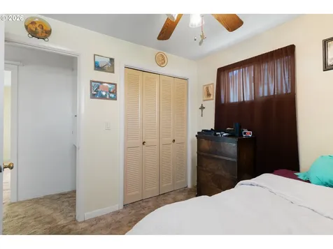 2812 W Sanders Avenue Roseburg OR 97471