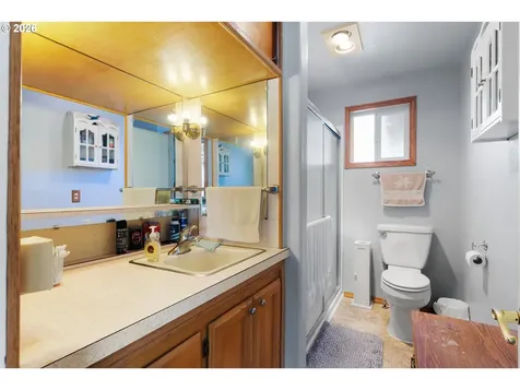 2812 W Sanders Avenue Roseburg OR 97471