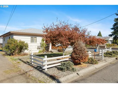 2812 W Sanders Avenue Roseburg OR 97471