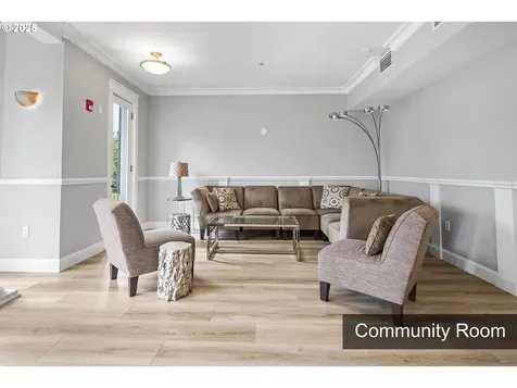 196 SE Spokane Street Portland OR 97035