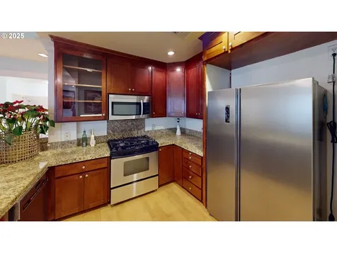 196 SE Spokane Street Portland OR 97035