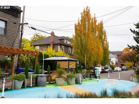 196 SE Spokane Street Portland OR 97035