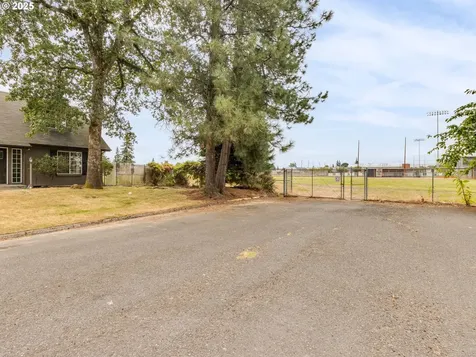 611 NW 4th Place Battle Ground WA 98604