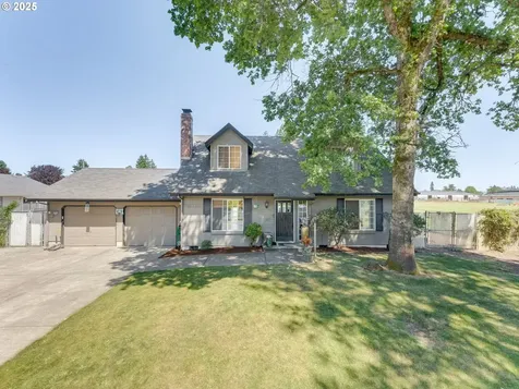 611 NW 4th Place Battle Ground WA 98604
