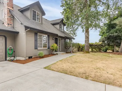 611 NW 4th Place Battle Ground WA 98604