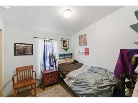 2294 Marion Street North Bend OR 97459