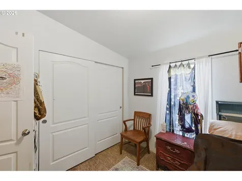2294 Marion Street North Bend OR 97459