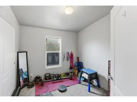 2294 Marion Street North Bend OR 97459