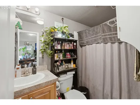 2294 Marion Street North Bend OR 97459