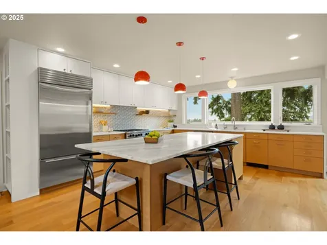 3146 NE Alameda Terrace Portland OR 97212