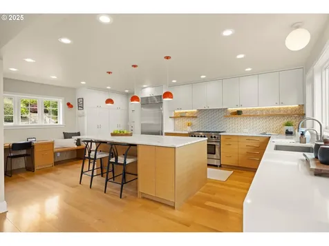 3146 NE Alameda Terrace Portland OR 97212