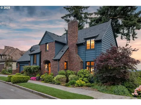 3146 NE Alameda Terrace Portland OR 97212