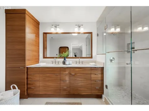 3146 NE Alameda Terrace Portland OR 97212