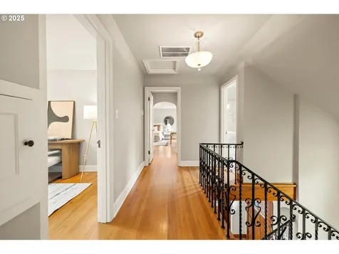 3146 NE Alameda Terrace Portland OR 97212