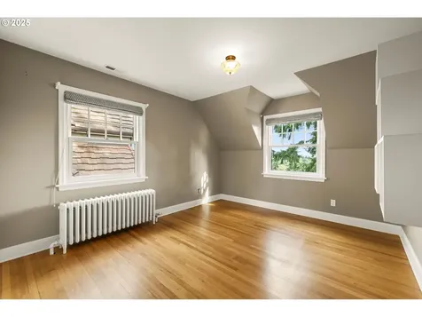 3146 NE Alameda Terrace Portland OR 97212
