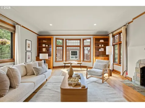 3146 NE Alameda Terrace Portland OR 97212