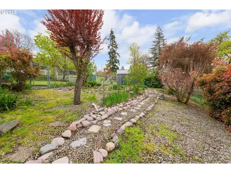 944 SE Kane Street Roseburg OR 97470
