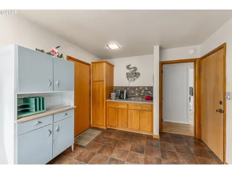 944 SE Kane Street Roseburg OR 97470