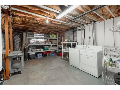 944 SE Kane Street Roseburg OR 97470