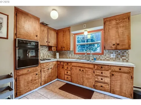 6105 NE 13th Avenue Portland OR 97211