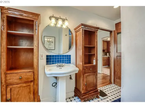 6105 NE 13th Avenue Portland OR 97211