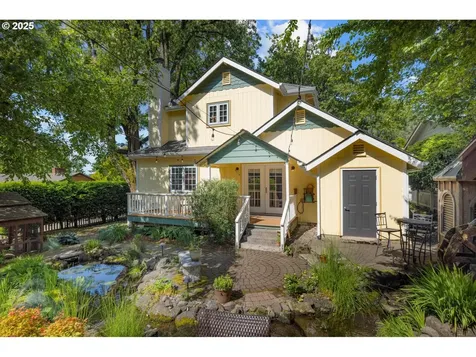 7040 SW 31st Avenue Portland OR 97219