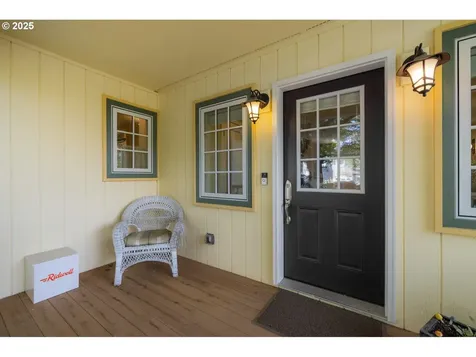 7040 SW 31st Avenue Portland OR 97219