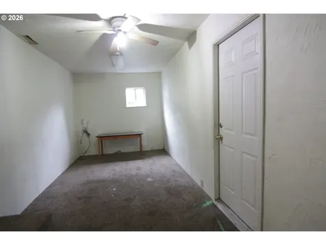 803 S 5th Avenue Kelso WA 98626