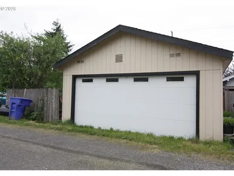803 S 5th Avenue Kelso WA 98626