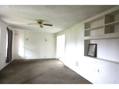 803 S 5th Avenue Kelso WA 98626