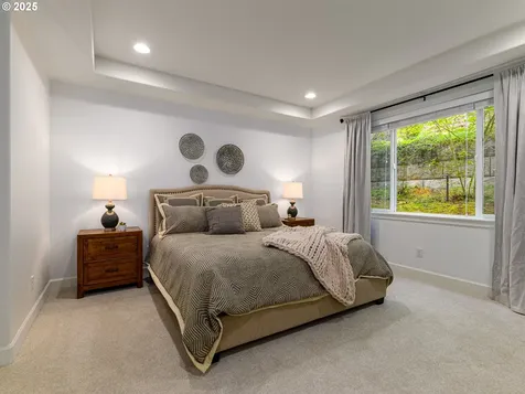 18706 Bryant Road Lake Oswego OR 97034